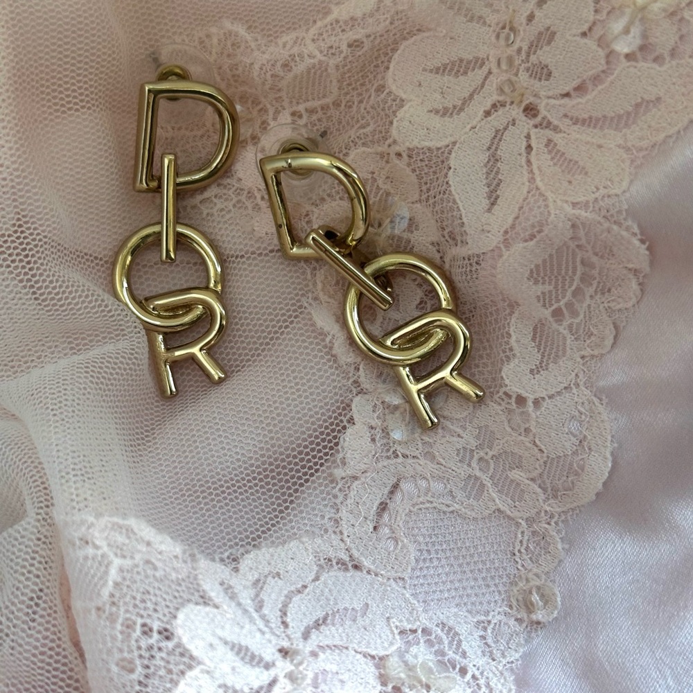 Dior Gold Statement Earrings - image 7